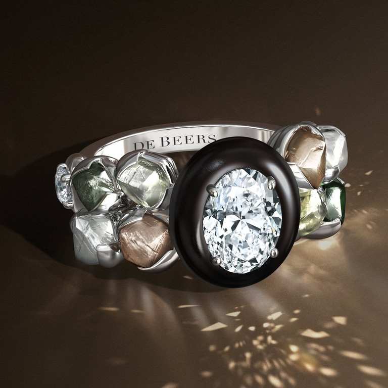 Embrace Ring Essence of Nature